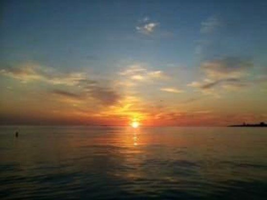 Ten Pound Lighthouse